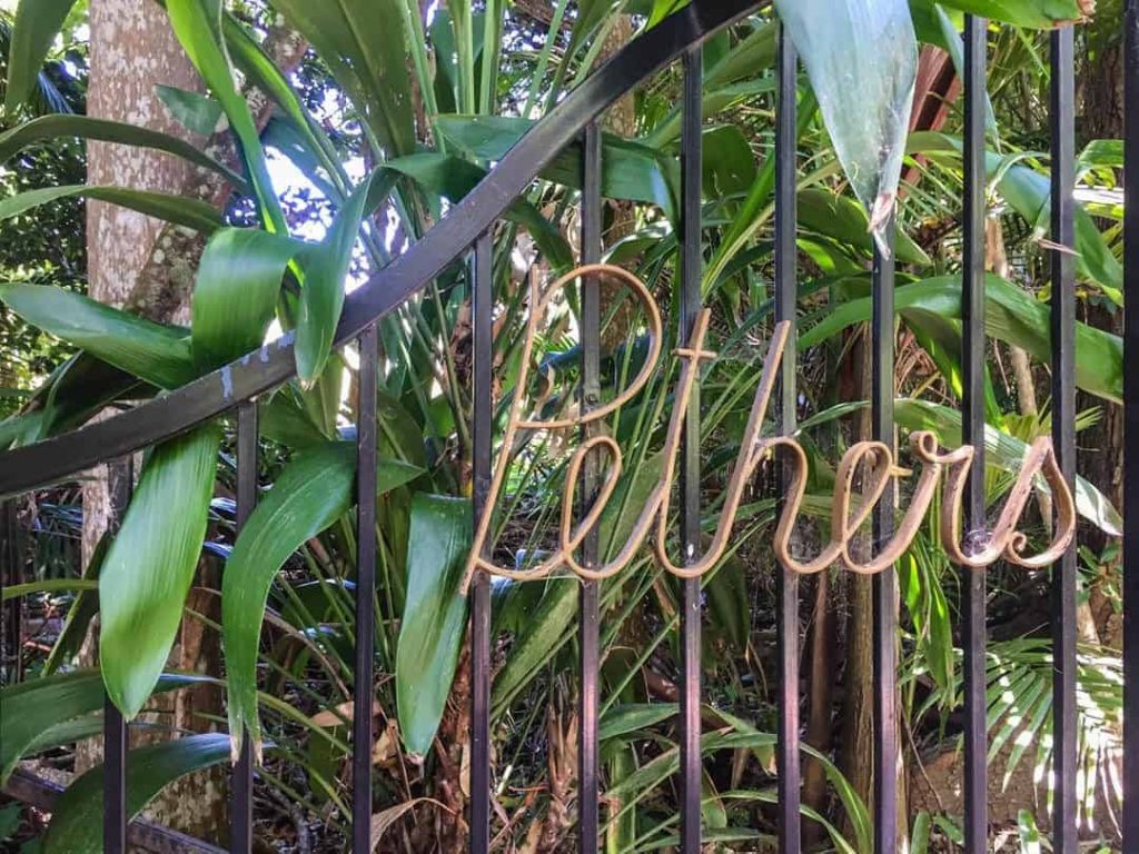 Mt Tamborine stay in a luxury treehouse!